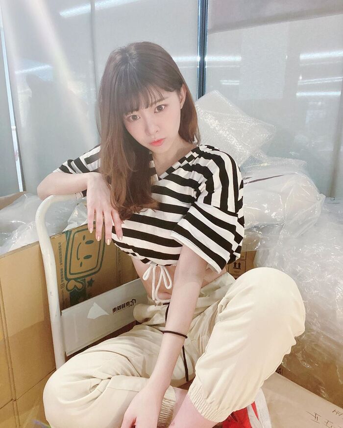 實況主Vivi林芝衣  親合、可愛的外貌吸引不少觀眾 11th image