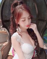 甄馨Tiffany  性感女神有著水嫩白皙的美肌Body