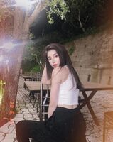 Claire Lee cold 豔 樣讓你 unrived 釋 hand