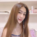 Beautiful 跟's 樣 Hitting 歡 Leona