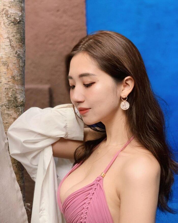 隱乳！氣質小姊姊胸前竟然超雄偉~何蓁Chen Ho 3th image