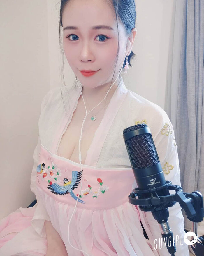 巨乳「乃乃與鳥」，快標註喜歡看ㄋㄟㄋㄟ的朋友們! 網:想抓! 4th image
