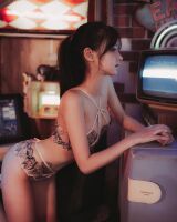 Positive sister Xiao Liu 蹤躺橫椅 and 褲褲 small sexual feeling quibble quibble crotch overflowing Shin koreta invitee