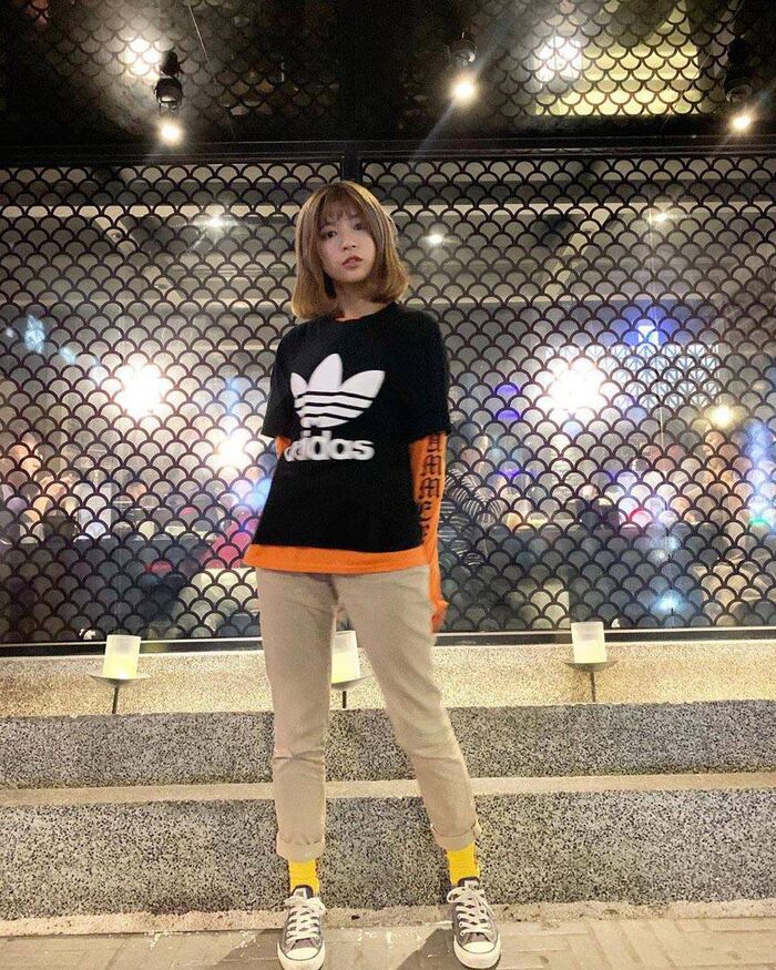 Lala 饅頭 謝宜庭 甜美系正妹大秀「絕對領域」美腿 5th image