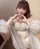 天然呆豪乳女神偏好弟弟 擇偶地雷「大5歲是大叔」