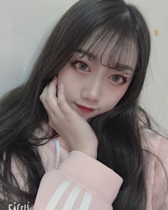 咩咩  甜美女孩 纖細長腿讓人目不轉睛 19th image