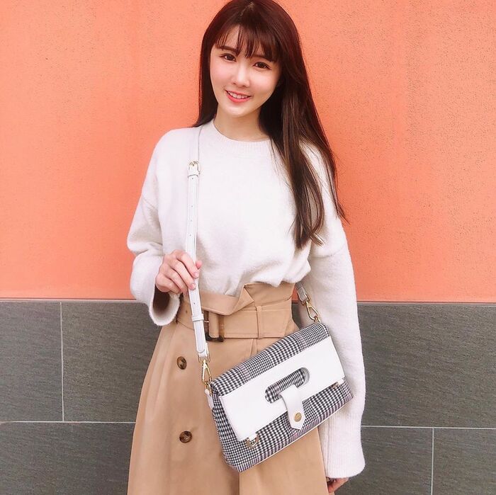 好想把這位正妹胸前的那貼紙撕掉 桑桑 11th image