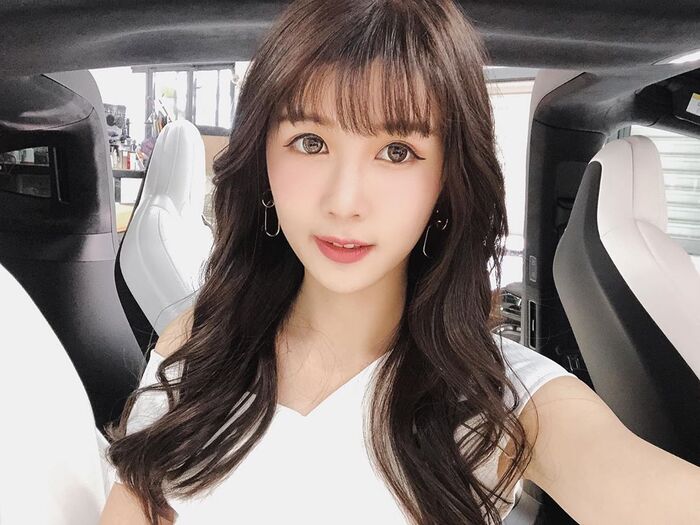 好想把這位正妹胸前的那貼紙撕掉 桑桑 8th image