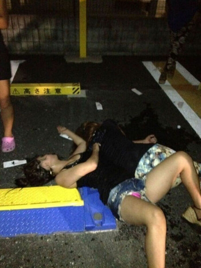 49 drunken outflow erotic images! You can't sleep and don't wake up☆ 37th image