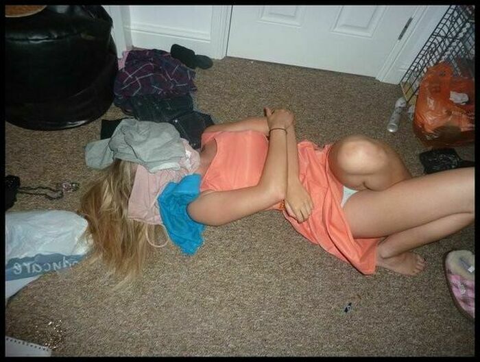 49 drunken outflow erotic images! You can't sleep and don't wake up☆ 85th image
