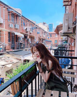 Completely un jailed, this is a local person 麼 living in the house, Kozumi Y ratio
