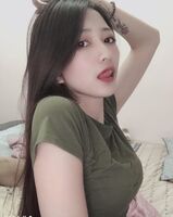 甜心妹上圍好雄偉！側視角太突出...「飽滿半乳直接掉出來」又瘦又兇的好身材：鼻血噴爆