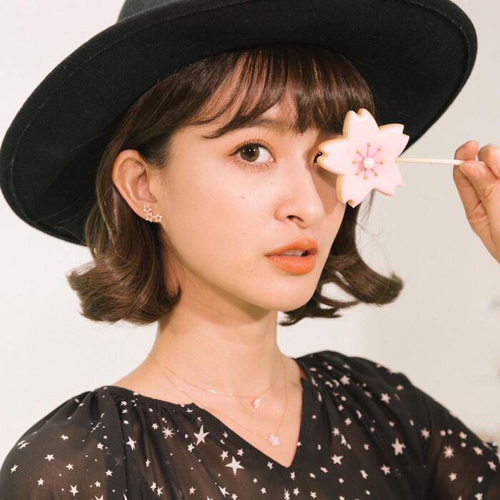 俏 skin 孩薛妞妞 woman's pure 讓 appearance 9th image