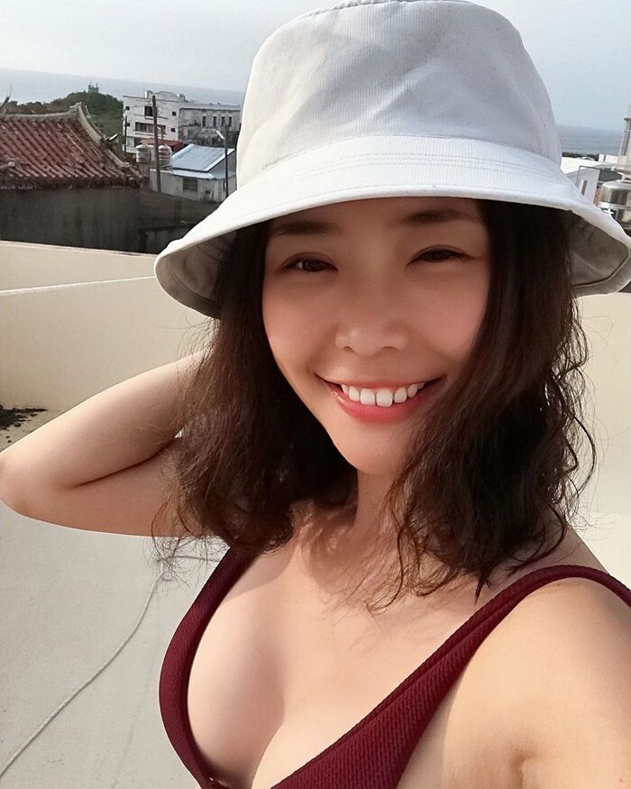潛 Suisui Sister Ms. Peggy fire-like huge breasts material unobstructed living 14th image