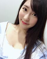 鄰家女孩依梨 不小心曝光神秘三角地帶