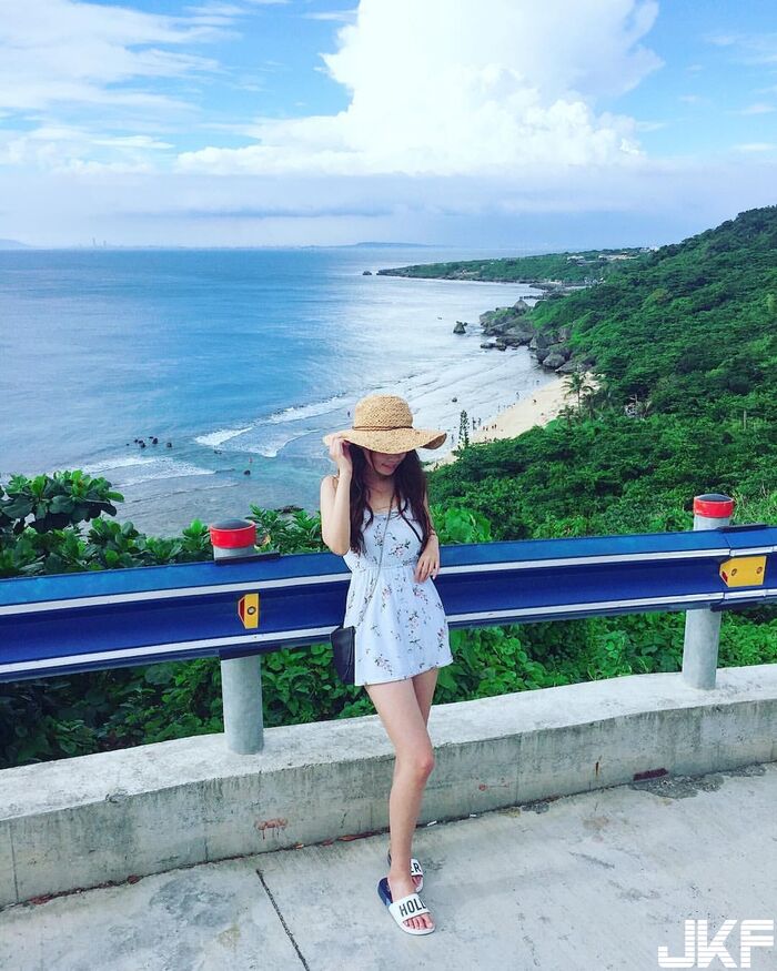 逆天長腿的OL Amber Wang 私下很敢穿！ 10th image