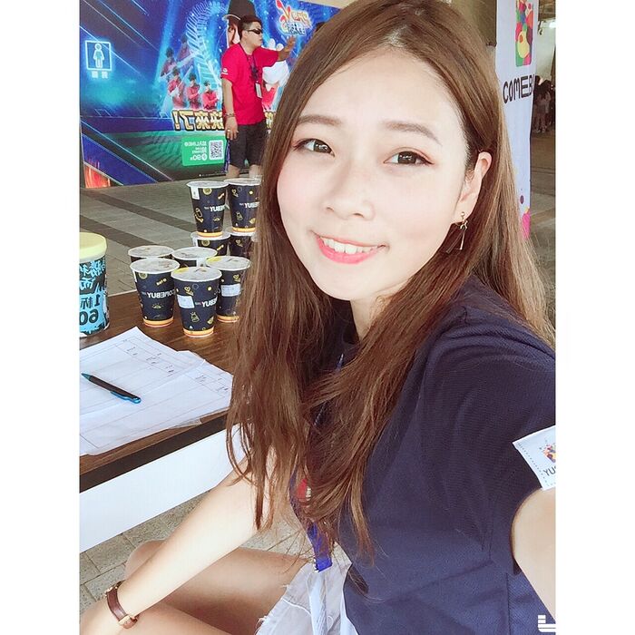 逆天長腿的OL Amber Wang 私下很敢穿！ 8th image
