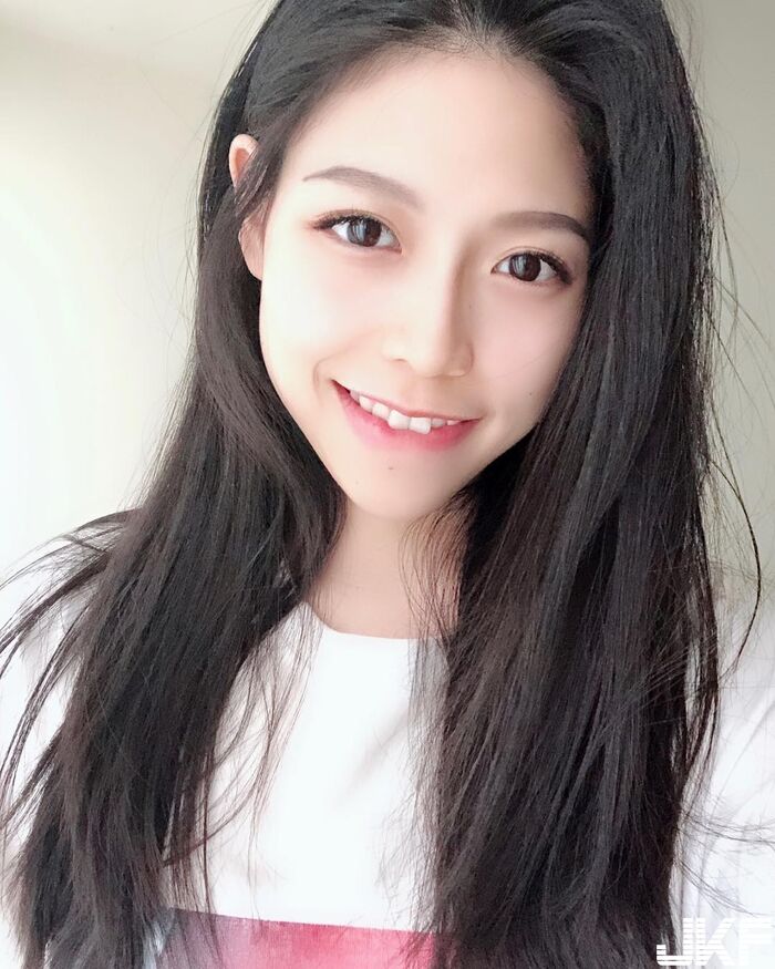 有著清純臉蛋的正妹Dinonoz_拍起性感內衣照絕美蜜桃臀好翹性感的姿勢超撩人 10th image