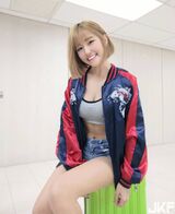 Big Positive Sister Sugar Sugar Powder Material Street Tanabe Seduction Beautiful Breasts Beautiful Ass 你 Care!
