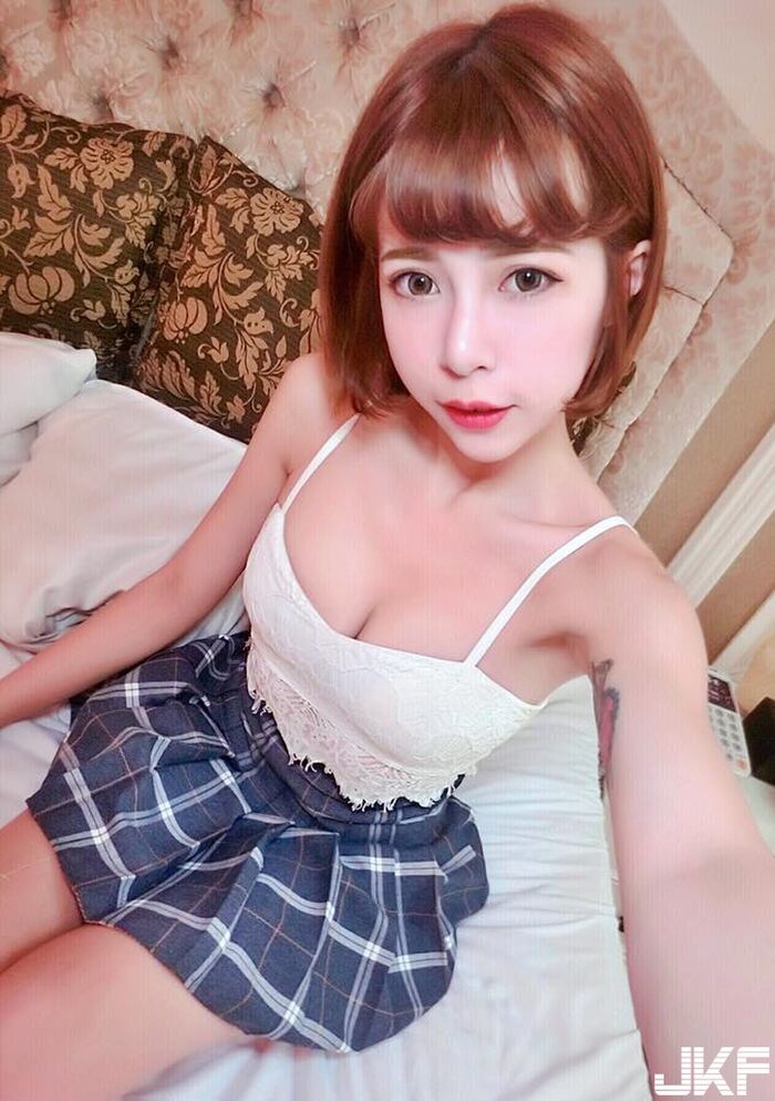 長髮正妹甜心 Chubby 糖 天使臉孔魔鬼身材 讓人不敢直視! 10th image
