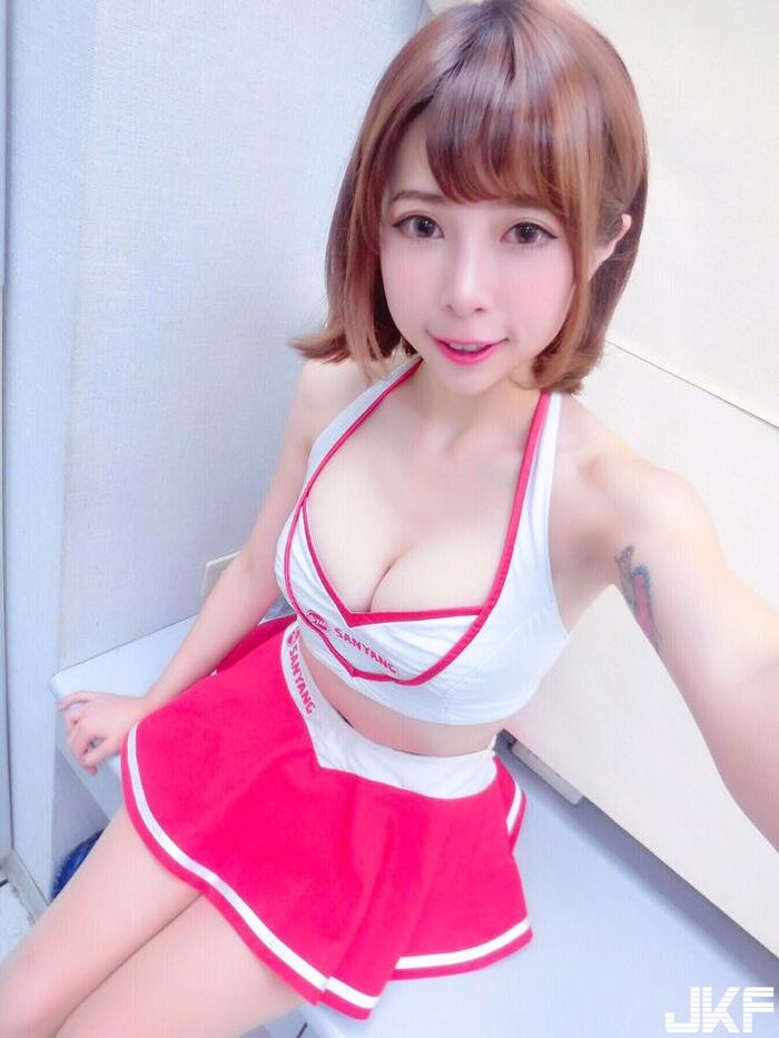 長髮正妹甜心 Chubby 糖 天使臉孔魔鬼身材 讓人不敢直視! 6th image