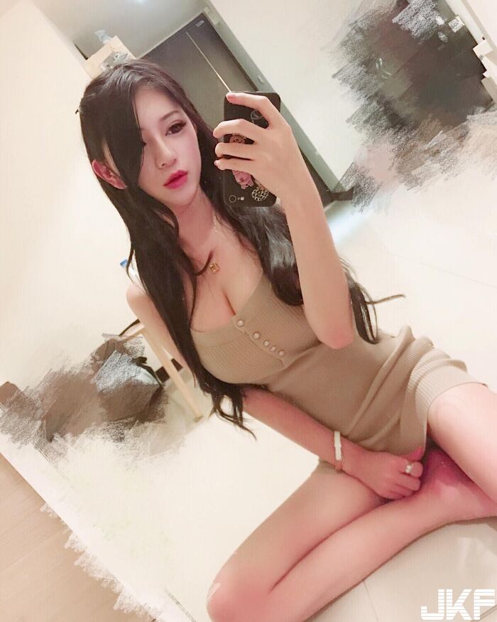 逆襲的白淨大長腿！高空視角賞泳裝美乳_Miki_米奇 20th image
