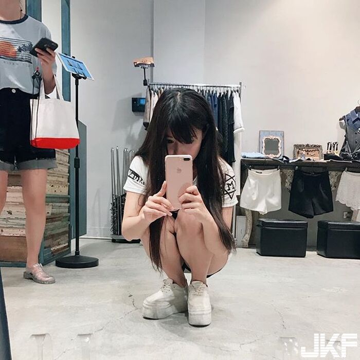 Beautiful flower store golden 麥 桌 twin walls裝 sister Zhu Weiyi low chest western 裝 Beautiful 麥 golden 桌 twin-walled sister Zhu Wei-wei low ... 12th image