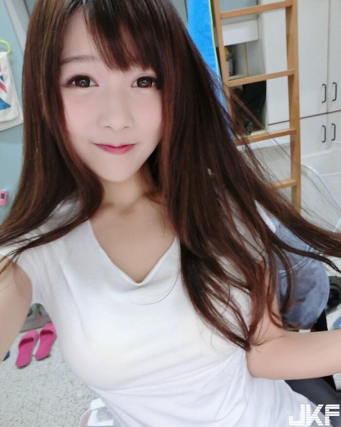 Beautiful flower store golden 麥 桌 twin walls裝 sister Zhu Weiyi low chest western 裝 Beautiful 麥 golden 桌 twin-walled sister Zhu Wei-wei low ... 31th image