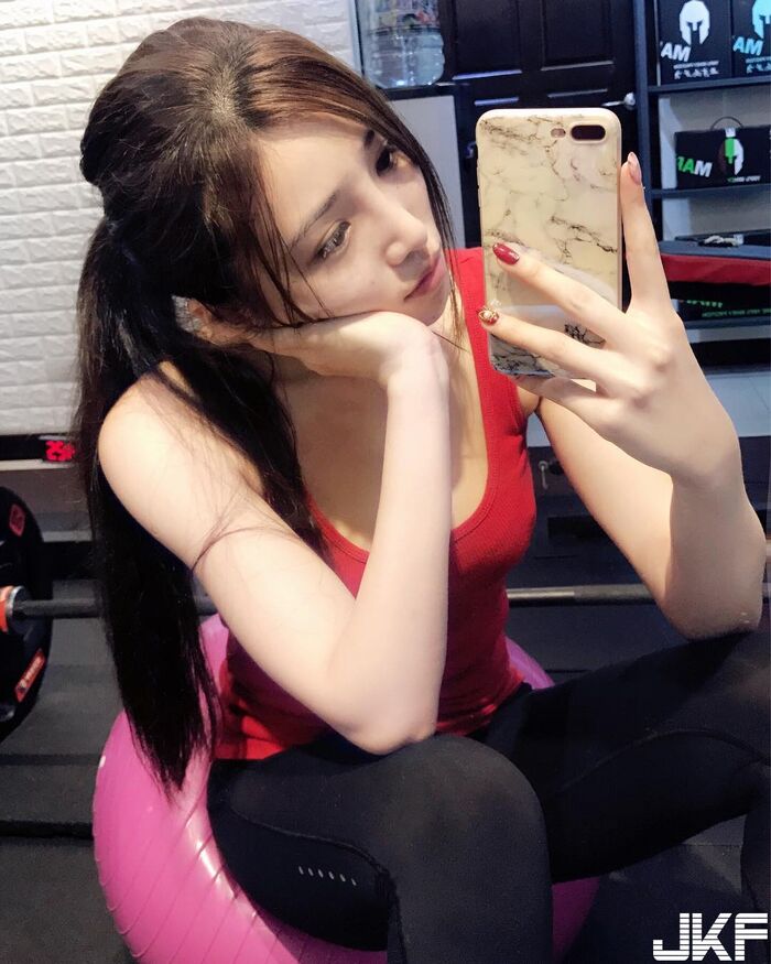 D 奶 Female Imitation Yingan Erythrant Swimming Clothing Shine Body Material Super Neat Ta-吧! 12th image