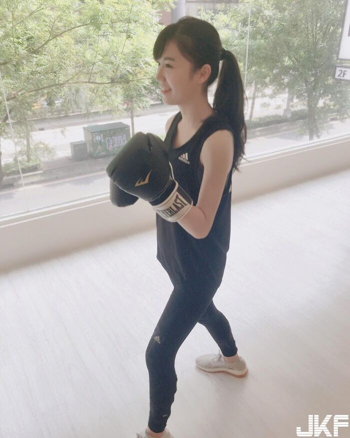 校花正妹 呂妍萱 Mika 超甜美笑容 直接被她迷死 8th image