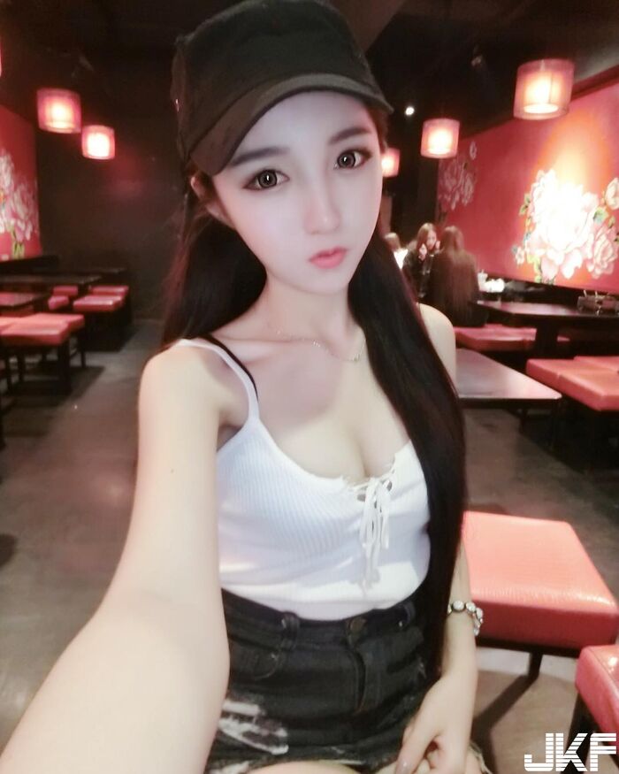 氣質正妹 Xiaomei Yang 甜美可人 可以跟你一起打撞球嗎 7th image