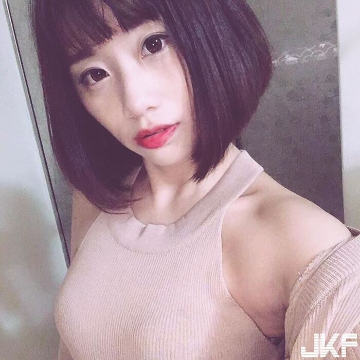 帶牙套的可愛美女  焦凡凡 火辣的身材 加上一雙電力超強的電眼  讓人熱血沸騰阿..... 5th image