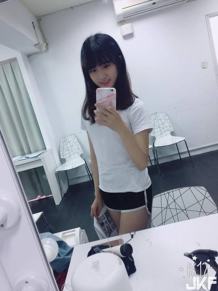 輔大資工清新甜美正妹何思靜萌萌臉蛋燦爛笑容讓人都戀愛了 31th image