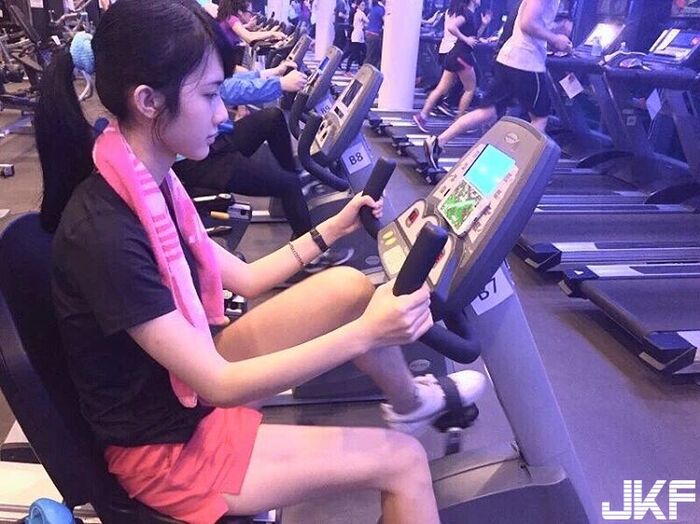 輔大資工清新甜美正妹何思靜萌萌臉蛋燦爛笑容讓人都戀愛了 36th image