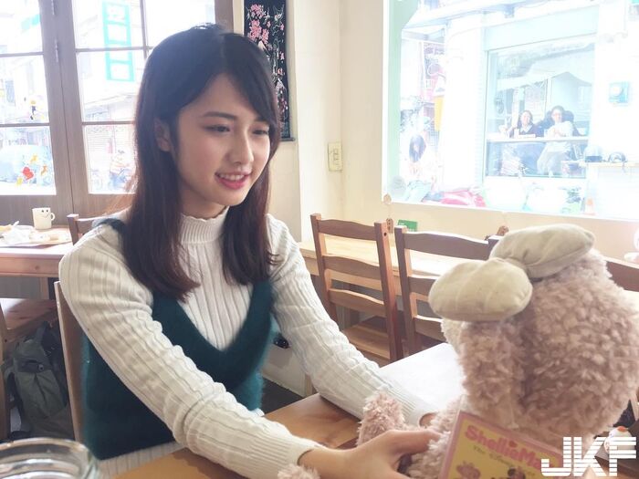 輔大資工清新甜美正妹何思靜萌萌臉蛋燦爛笑容讓人都戀愛了 37th image