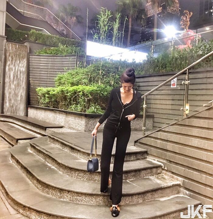 擁有178CM身高的【Jessie潔西】不僅有身高也有完美好身材跟過人顏值 10th image
