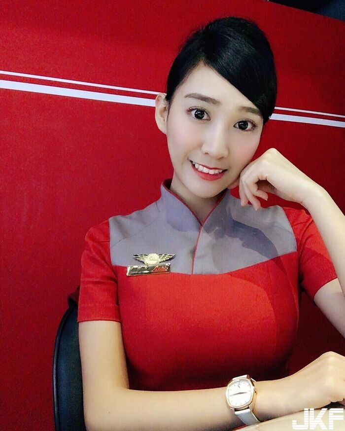 It is 顏值, and there are a lot of things which do not need to be 說 of the nursing body material, and It is 'Zheng shi璇. 2th image