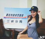 警察局三峽分局門口幸運遇到正妹值勤員　原來是Nono辜莞允好正啊