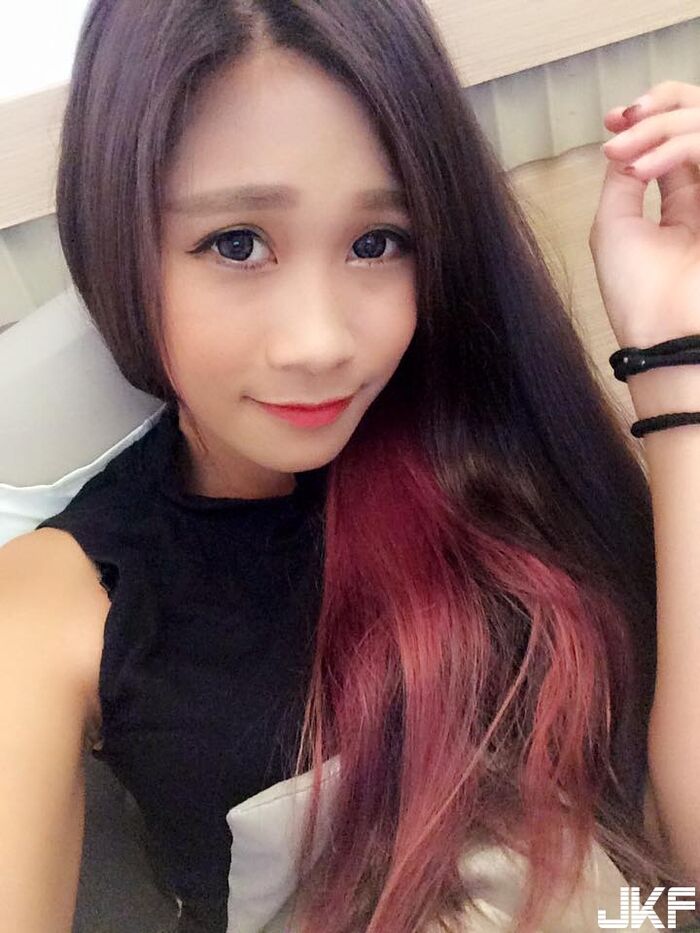 短髮氣質辣模茵茵~ 性感水蛇腰讓人看了鼻血直流阿!!!!!! 2th image