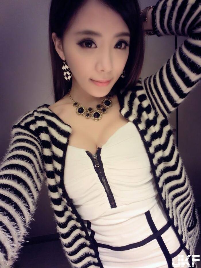 Jumi Fruit Mark Electronic Eye Body Material 傲 Human Showgirl 15th image