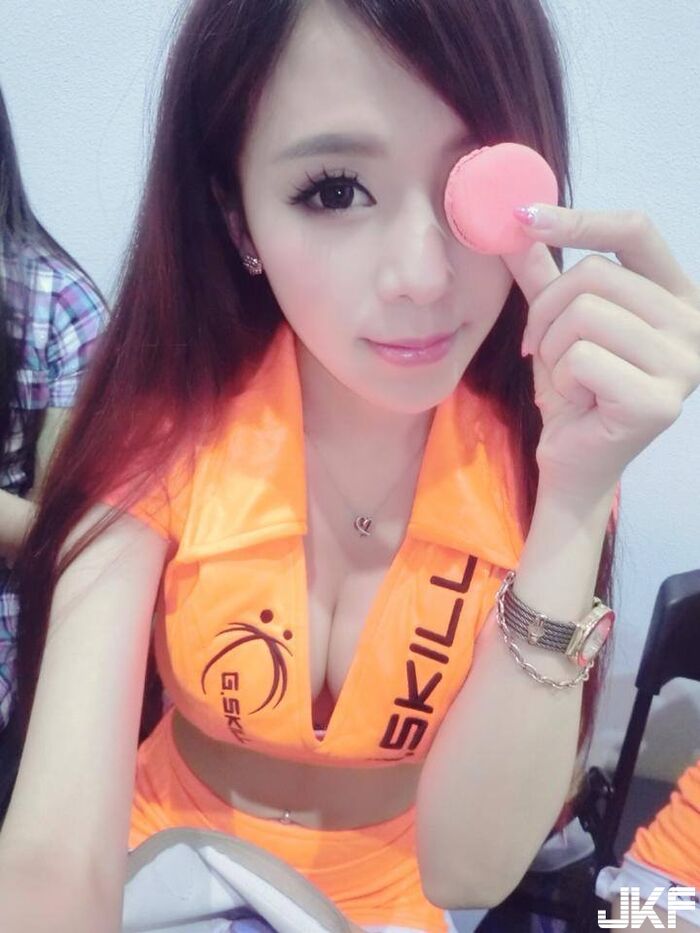 Jumi Fruit Mark Electronic Eye Body Material 傲 Human Showgirl 19th image