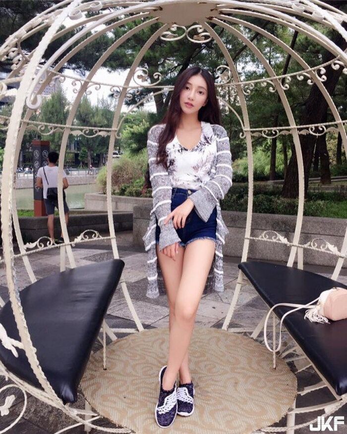 Long Thigh Buttocks Sagami Aiu XN 苡 Benefactor 11th image