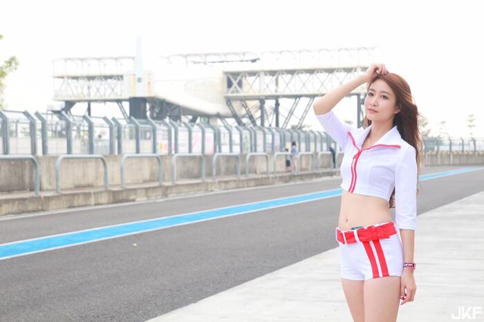 Long thigh heavy machinery 飆 ♥ Kayler Kairaku 5th image