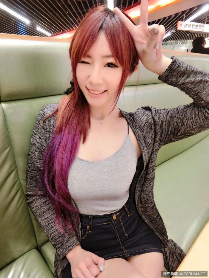 性感內衣銷售員~靜香~貼身T-Shirt胸前好撐的外出買菜 很有氣質又賢慧 29th image