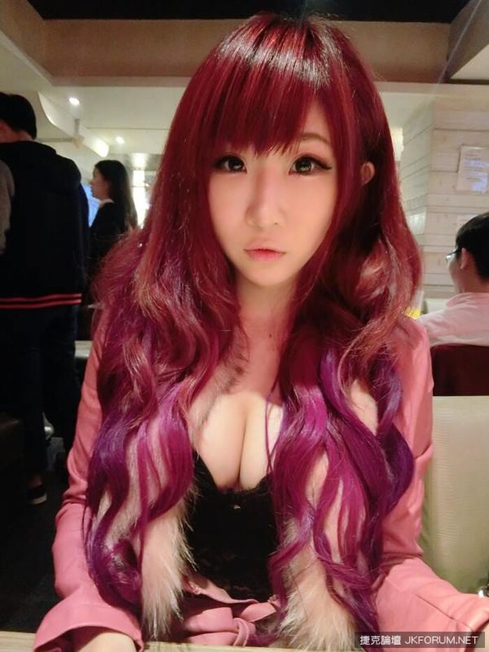 性感內衣銷售員~靜香~貼身T-Shirt胸前好撐的外出買菜 很有氣質又賢慧 6th image