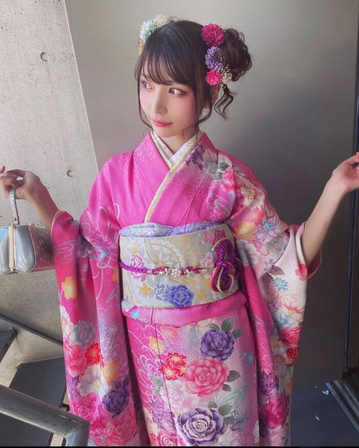 Beautiful virgin Gradle similar bird Sayaka who is close to Insta 1 million followers, crotch limit exposure in super high leg Eshiech costume www 11th image