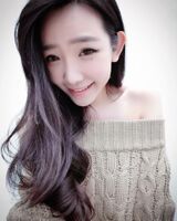 - Raku - Sen ai straddling year 13 years 歲 "goddess class" female tomo 樣 exposure light