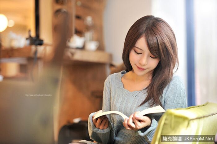 擁有娃娃般無辜電眼的美女~~張齊郡 5th image