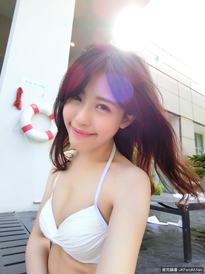 32D Beautiful Breasts Mi masa sister - 覃 邗 - a pre-sleep feeling low chest self-beat Attracting beautiful breasts! ! 18th image