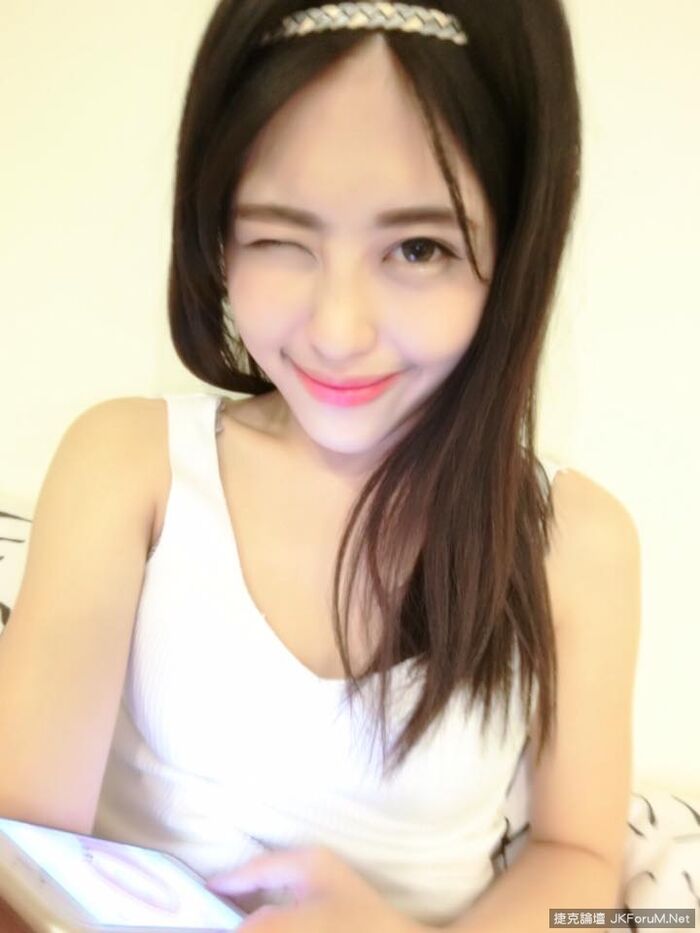 32D Beautiful Breasts Mi masa sister - 覃 邗 - a pre-sleep feeling low chest self-beat Attracting beautiful breasts! ! 22th image